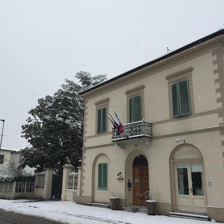 Lucca Relais Bed & Breakfast Exterior photo