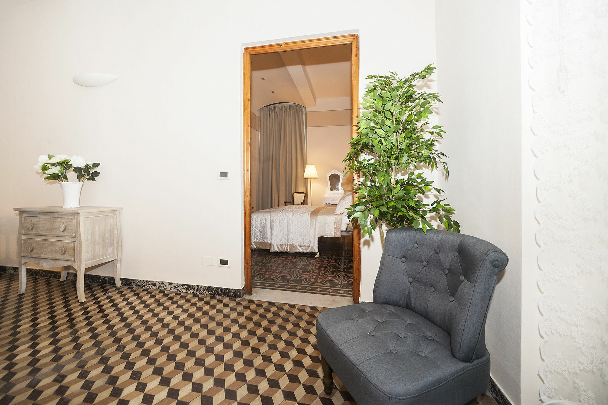 Lucca Relais Bed & Breakfast Exterior photo