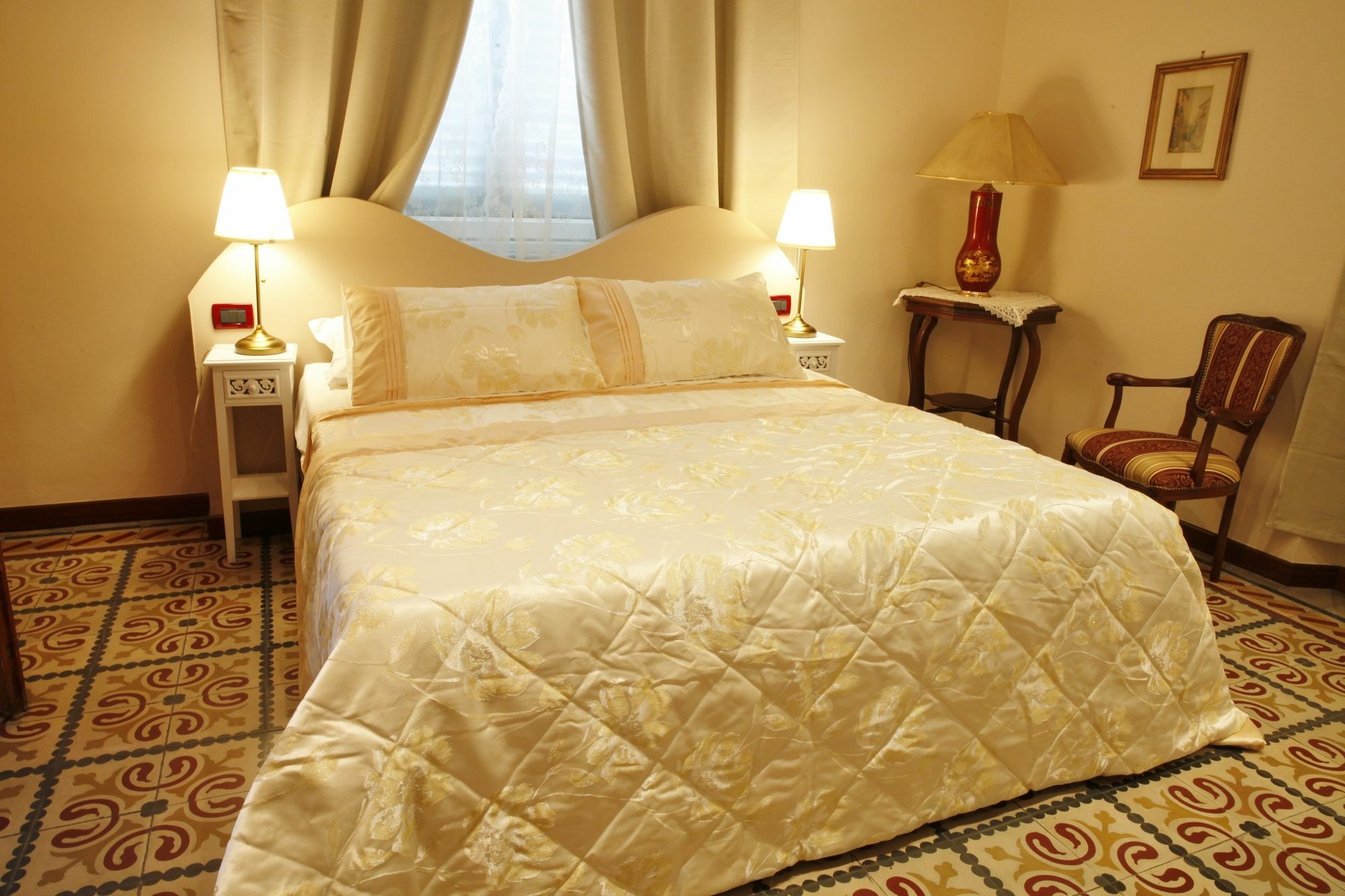 Lucca Relais Bed & Breakfast Exterior photo