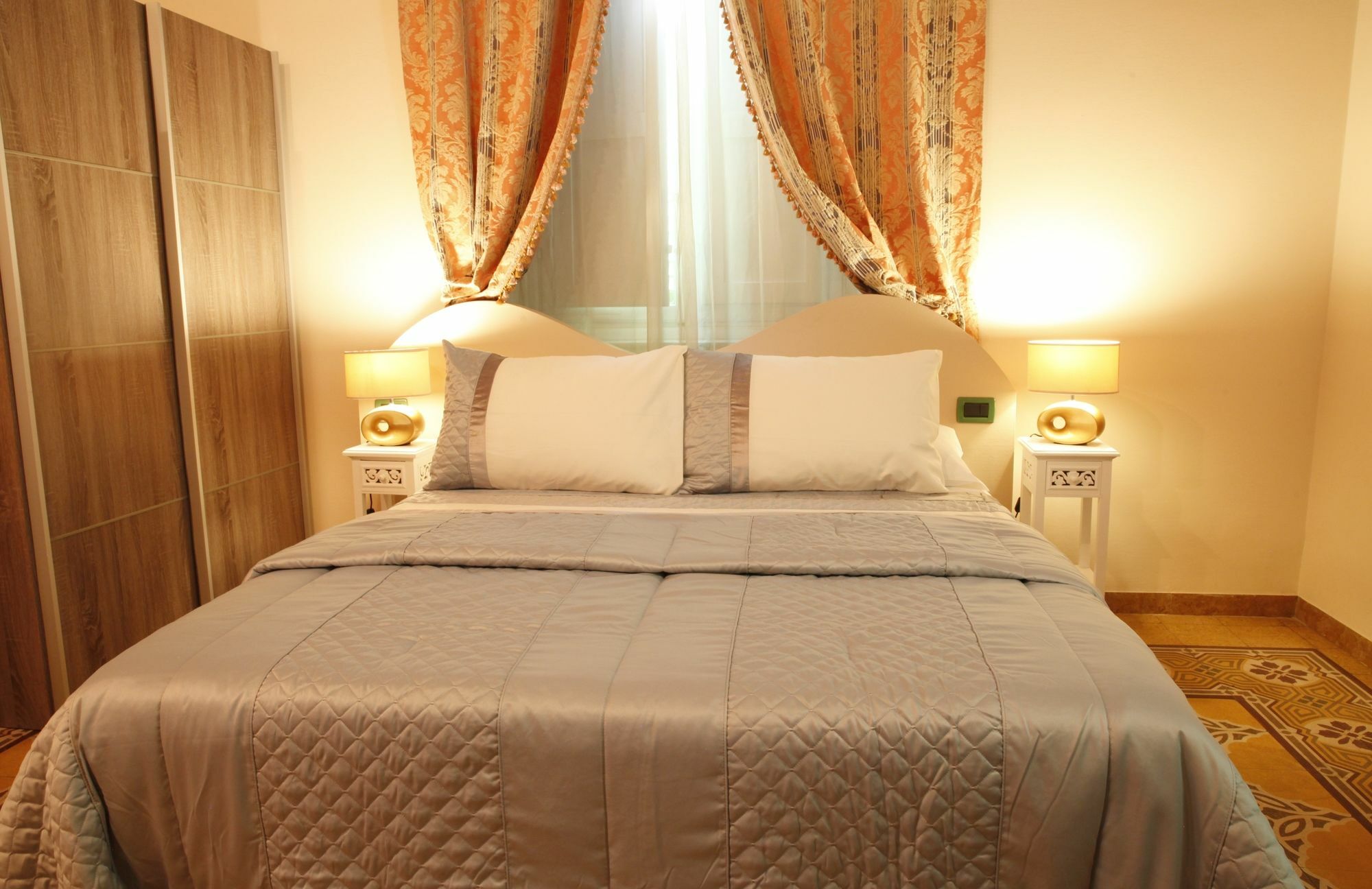 Lucca Relais Bed & Breakfast Exterior photo